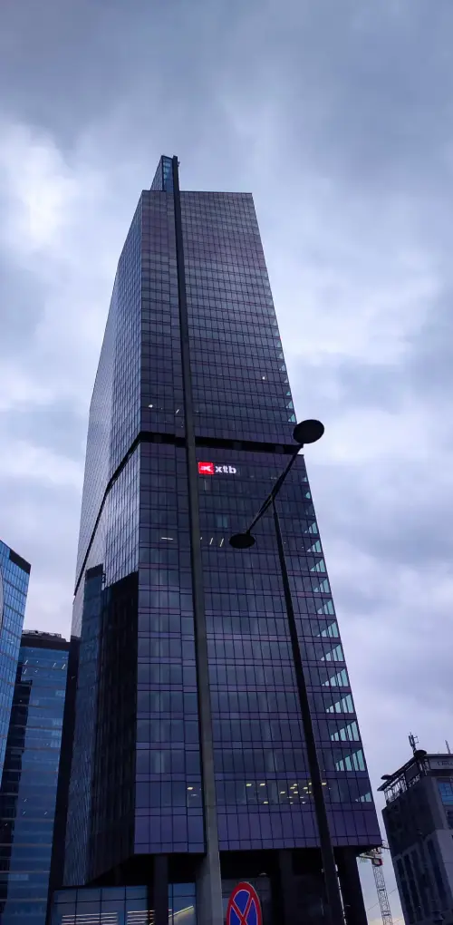 Skyscraper "XTB"