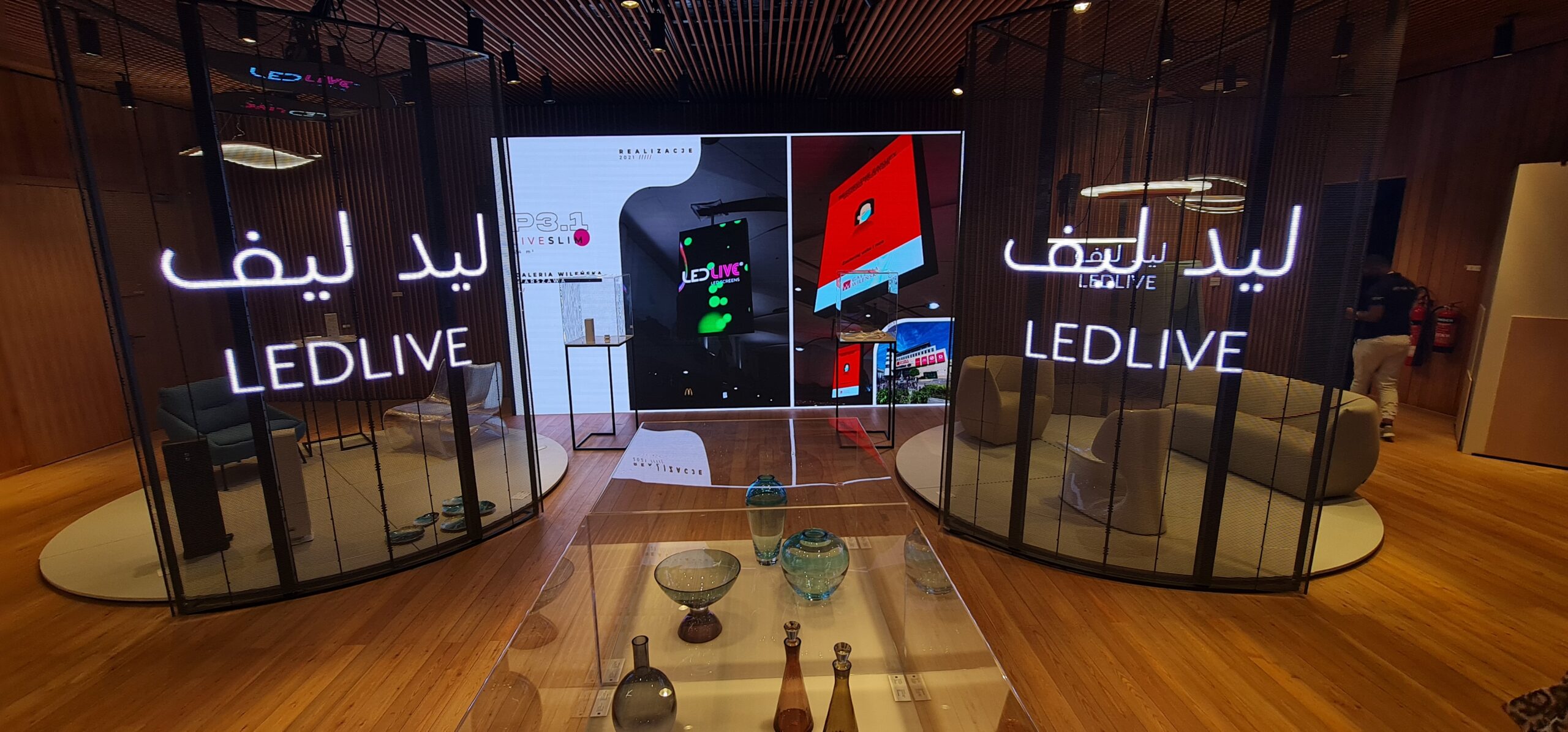 Prezentacja realizacji firmy LedLIVE na ekranach LED w trakcie EXPO Dubai 2020