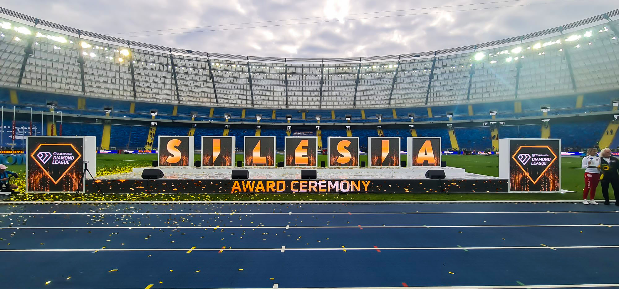 Scena z ekranów LED po zakończeniu eventu Silesia 2022